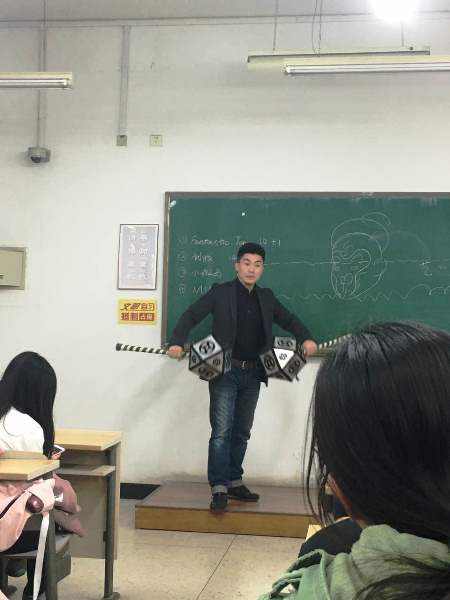 1499304610822380.jpg 皇冠网址
研究生学术周末感悟京剧艺术2.jpg